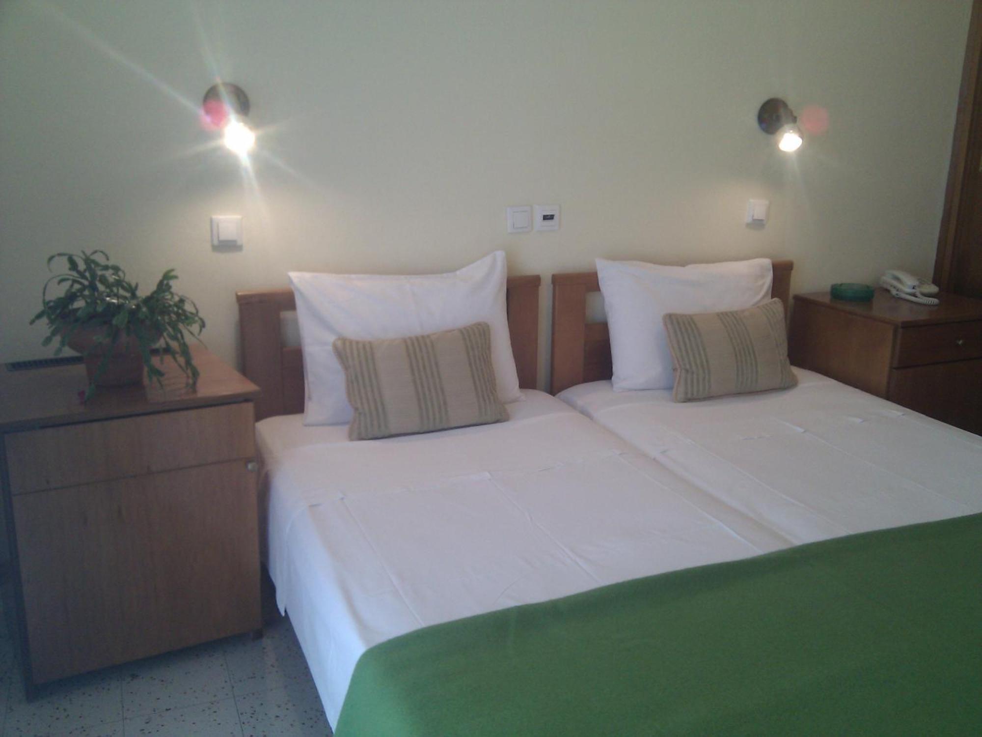 לימנאס Laios Hotel (Adults Only) חדר תמונה