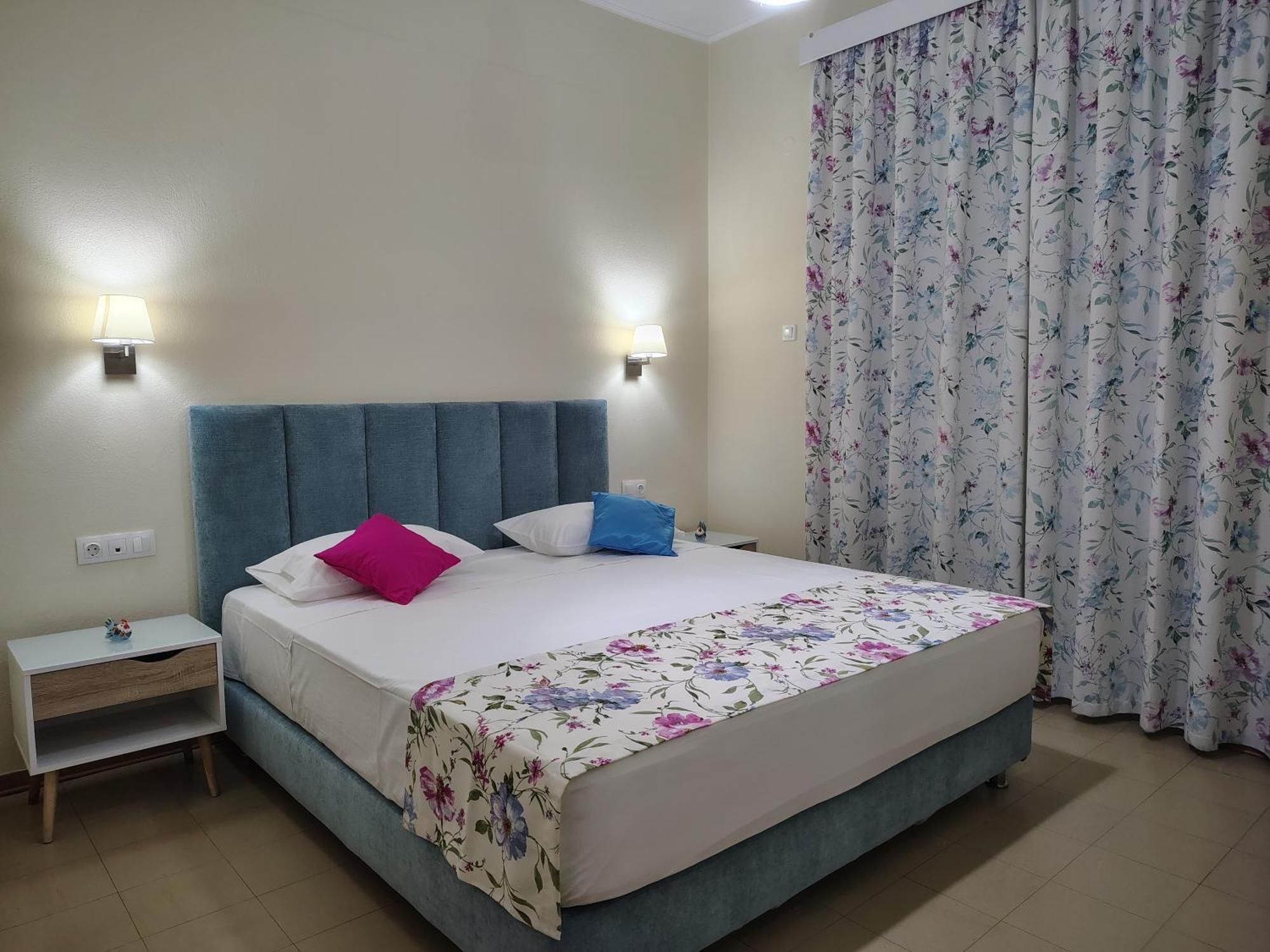 לימנאס Laios Hotel (Adults Only) מראה חיצוני תמונה